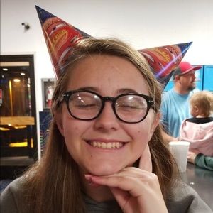 Meet your Posher, Savannah